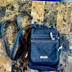 Baggalini cross-body bag!